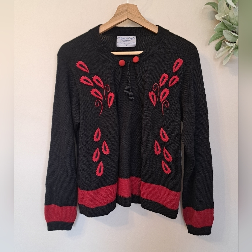 ALPACA STYLE 100% Alpaca Vintage Women's Black Embroidered Cardigan Sweater M